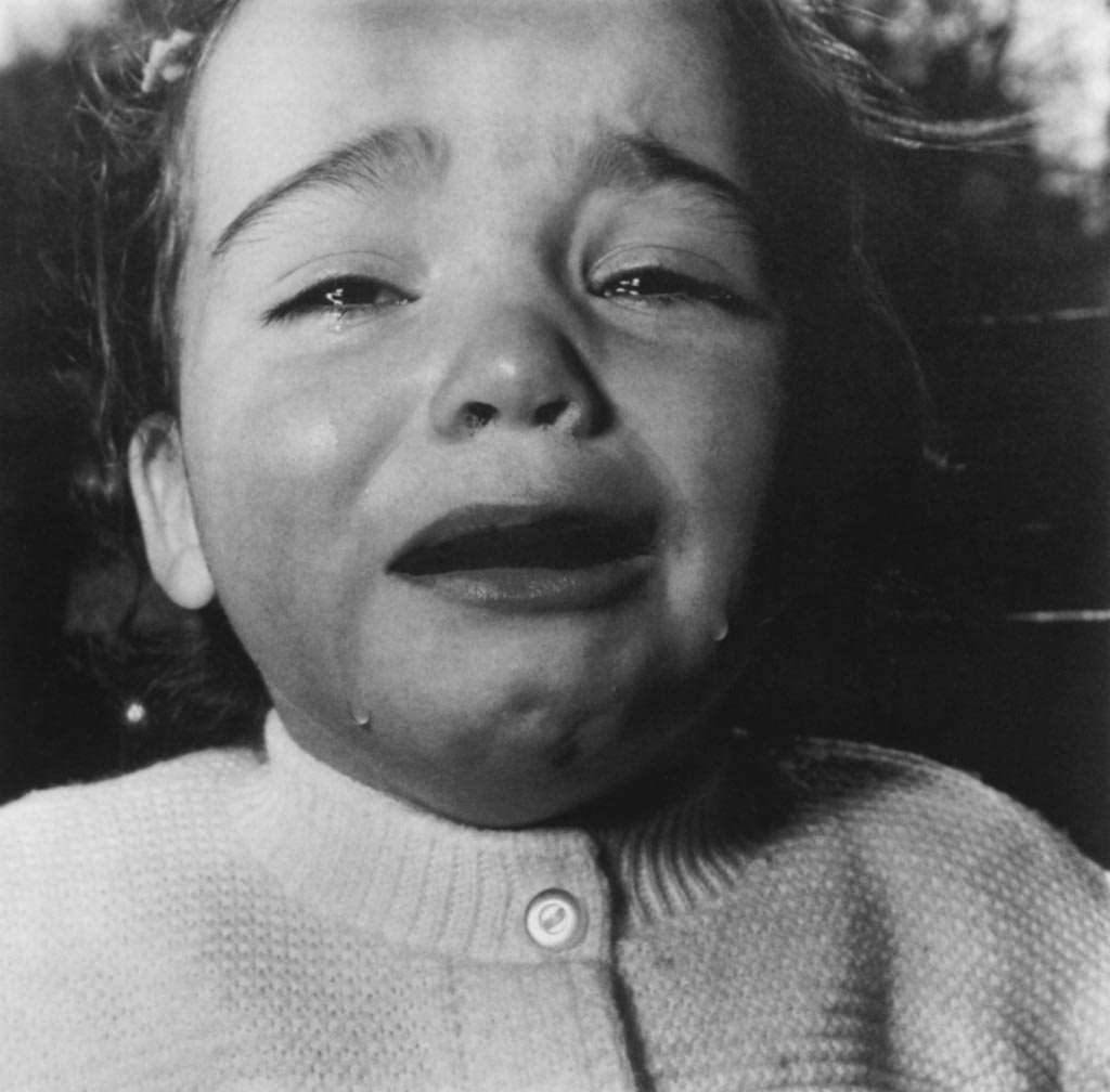 Diane Arbus, A Child Crying
