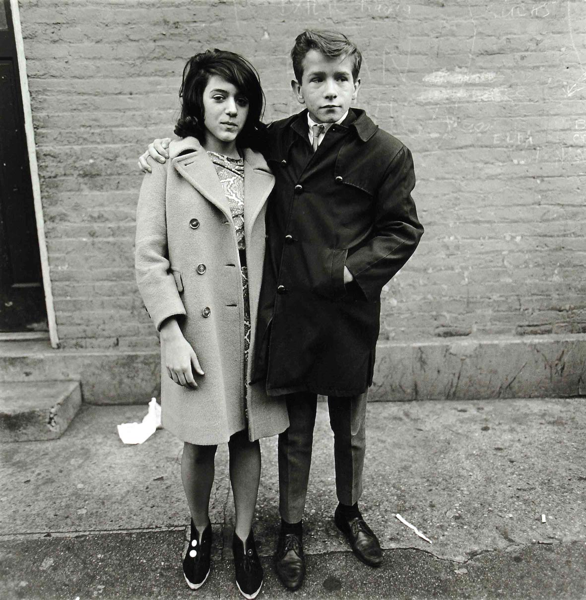 Diane Arbus, Teenage couple on Hudson street