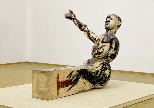 Modell für eine Skulptur / Modèle pour une sculpture, 1979-1980, Tilleul et tempera, 178 x 147 x 244 cm, Museum Ludwig, Cologne, Photo : Frank Oleski © Georg Baselitz