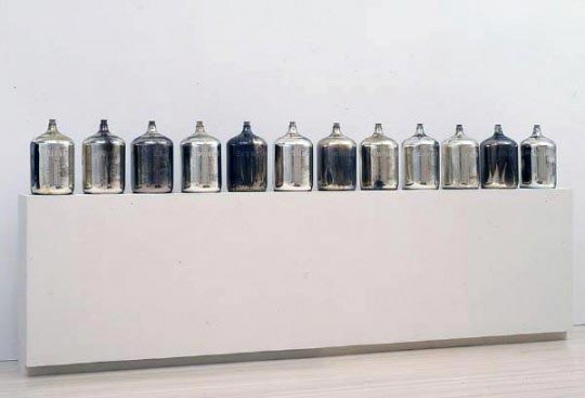 Kiki Smith, Jars, 1987-1990 ©