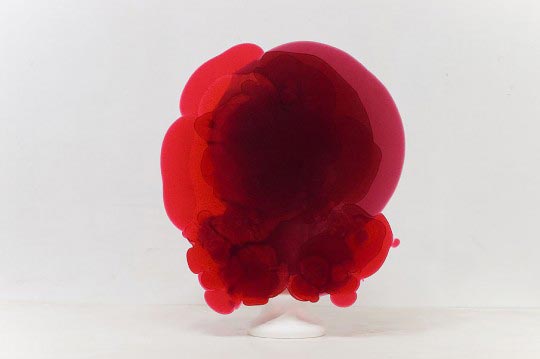 Nick Van Woert, Eclipse (Red), 2010, buste en plâtre et plastique © Nick Van Woert