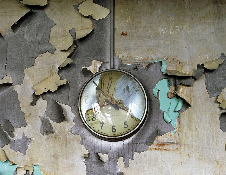 Melted clock, Cass Technicl High School, Yves Marchand et Romain Meffre