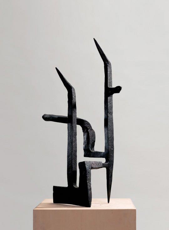 Eduardo Chillida, De l'horizon, fer, 66,5 x 22 x 32 cm (1956).