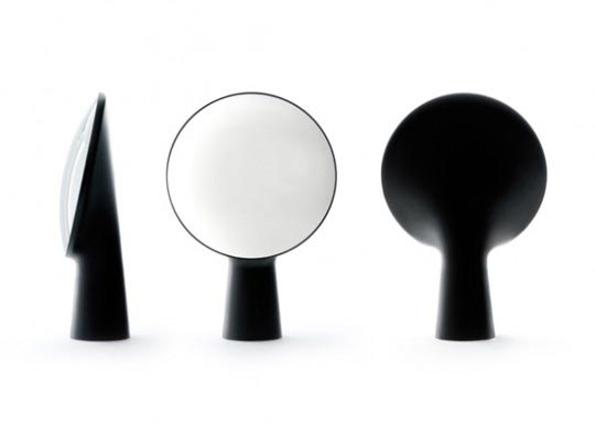 Ionna Vautrin, Cyclope, miroir pour Moustache, 2011