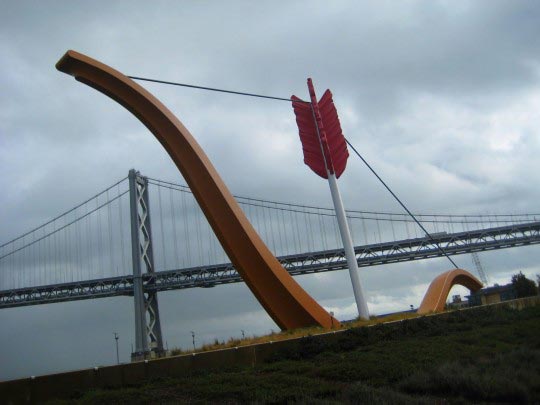 Claes Oldenburg, arc, sculpture