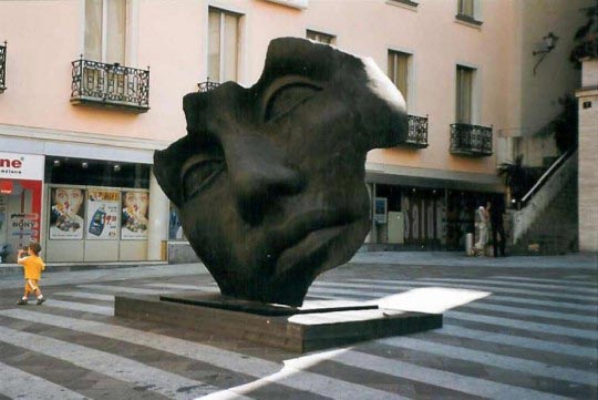 Igor Mitoraj, sculpture, installation