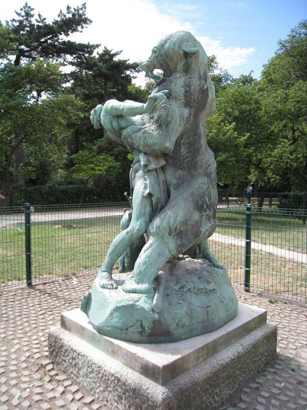 Emmanuel Fremiet, Le dénicheur d'oursons, 1885, Bronze, Jardin des Plantes, Paris 