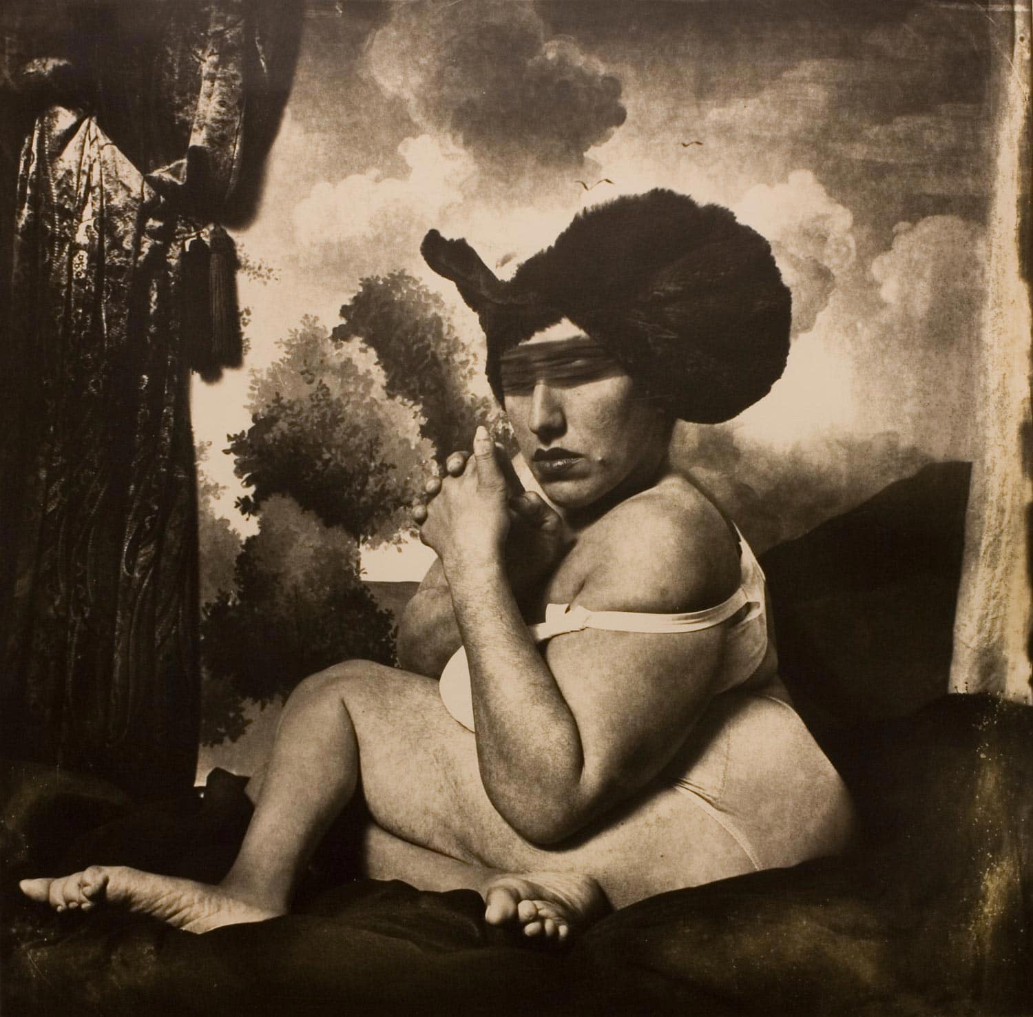 Femme au chapeau bleu, New-York, 1985, Joël-Peter Witkin