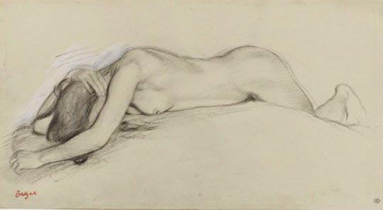 Femme nue couchée sur le ventre, la tête entre les bras, étude pour Scène de guerre au Moyen-Age, 1863-1865. Pierre noire sur vélin, Paris, Edgar Degas 