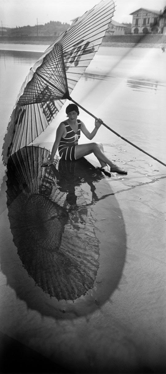 Jacques-Henri Lartigue, L’ombre et le reflet, Hendaye, Août 1927