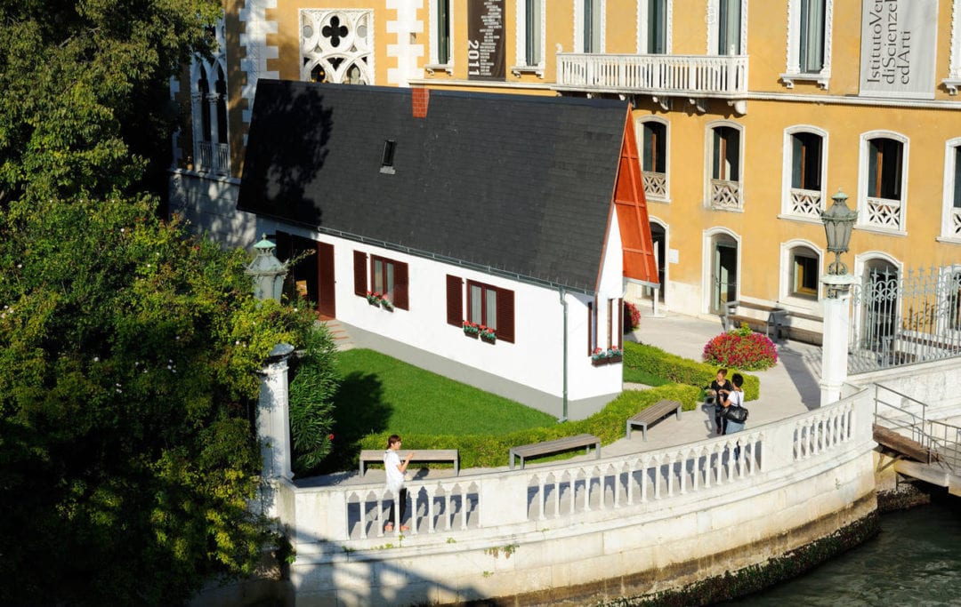 Erwin Wurm, Narrow house