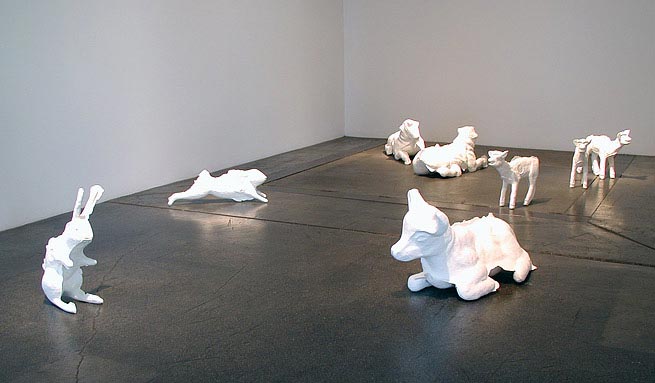Yoram Wolberger, Installation comprenant plusieurs sculptures 