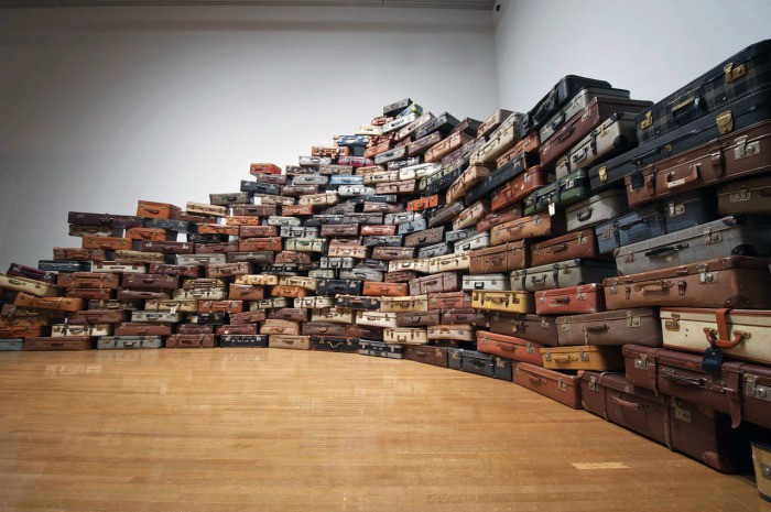 © Chiharu Shiota, Accumulation – Searching for the Destination, Marugame Genichiro-Inokuma Museum of Contemporary Art, Kagawa