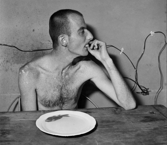 Roger Ballen, Lunchtime