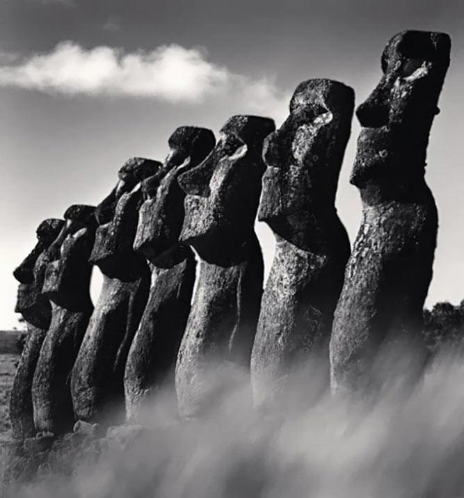 Michael Kenna, Moai